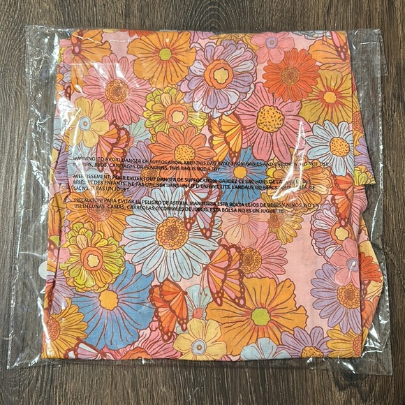 •NEW•Posh Peanut “Meadow” Ruffled Cover Up - Picture 3 of 5